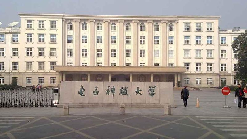 深圳线路板批发价格：揭秘影响价格的关键因素
